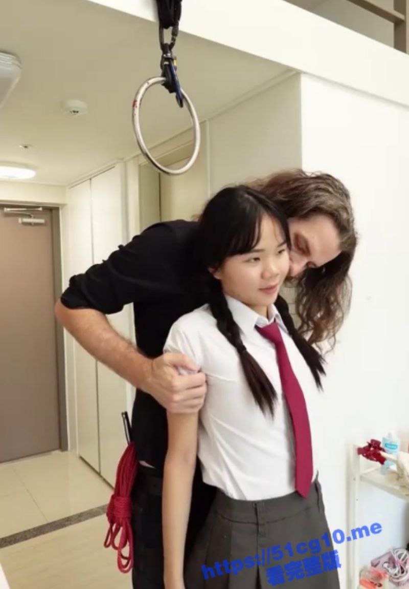 反差女留学生 悠悠 激战硬核大屌老外 吊起捆绑调教 沉浸式玩弄爽到高潮浑身抽搐！