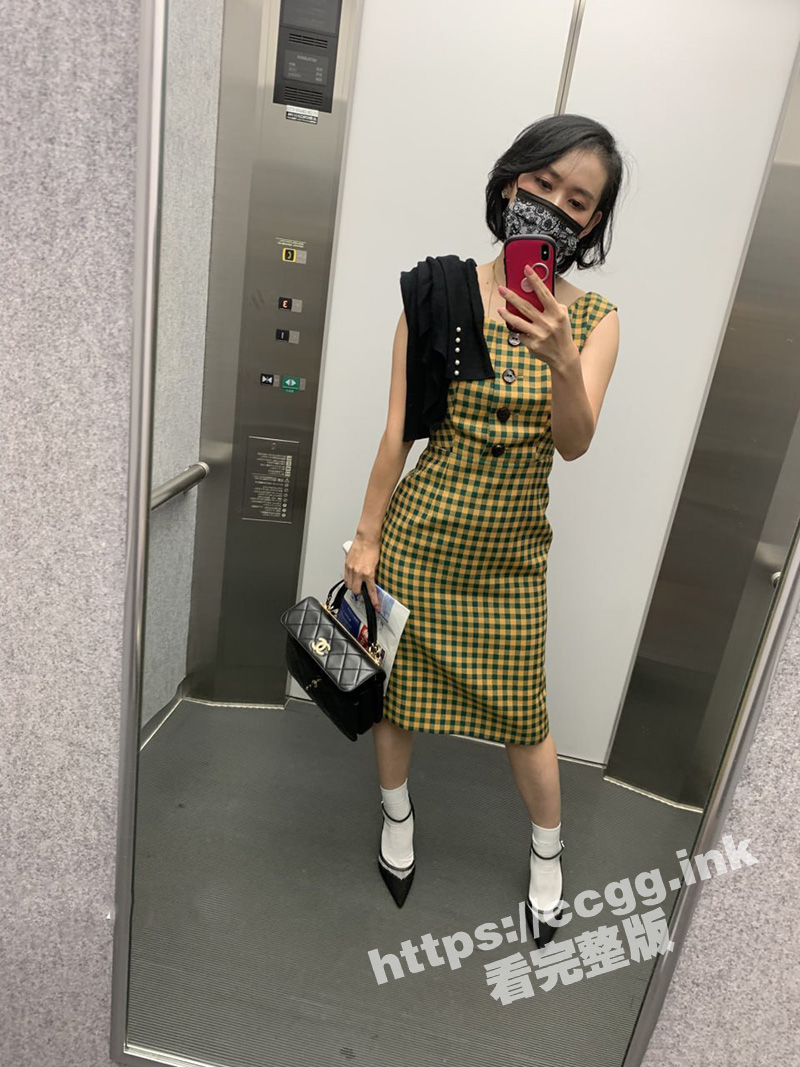OF媚黑网红 janie 性爱福利 驴屌无情毫不怜香惜玉 塞得满满的还使劲操！