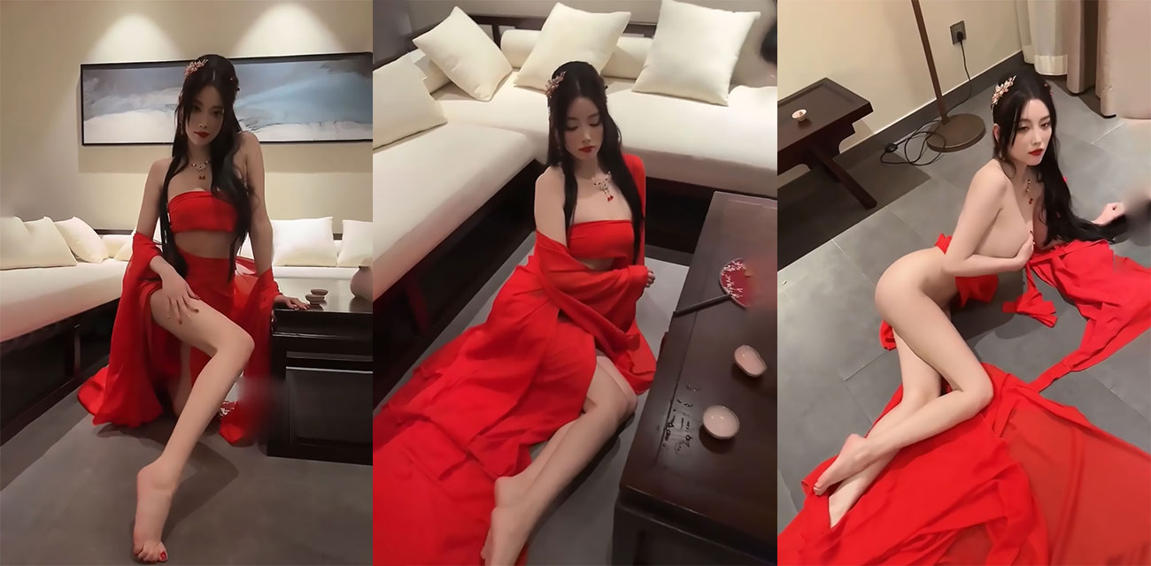秀人网超人气女神 杨晨晨 福利作品合集 颜值超美 自带媚骚属性 各种制服情趣写真 无比的诱惑