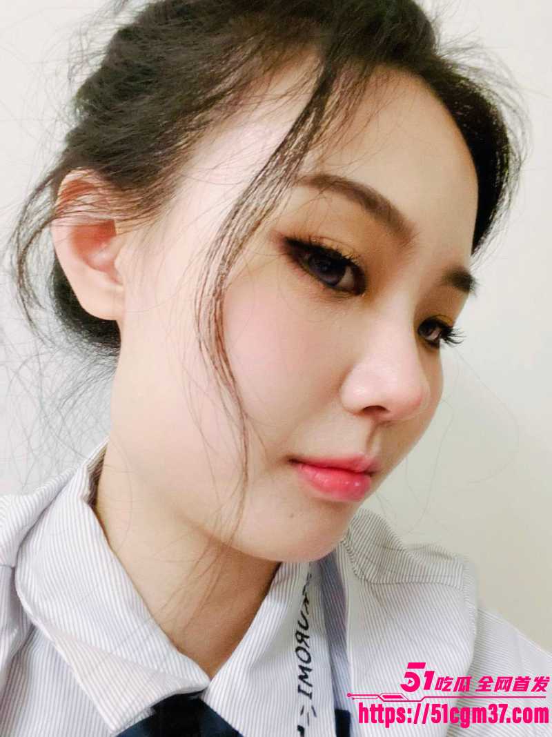 网红情侣 冰冻大狗 声讨男友聊骚多名女孩 怒爆完整证据链与小三的不雅视频！