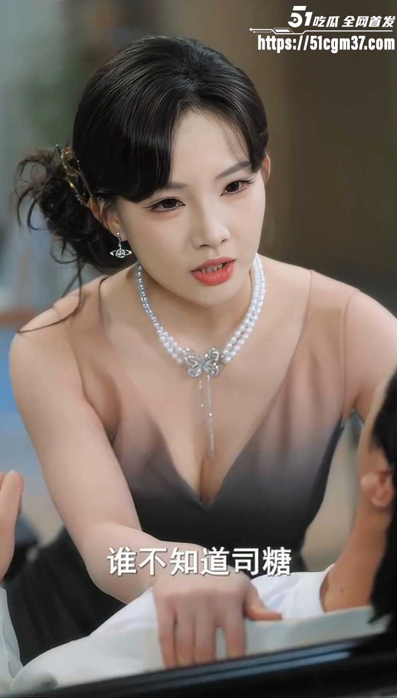 每日短剧《醒来后我的世界翻天覆地》被逼婚后幡然醒悟 怼碎势利相亲女！