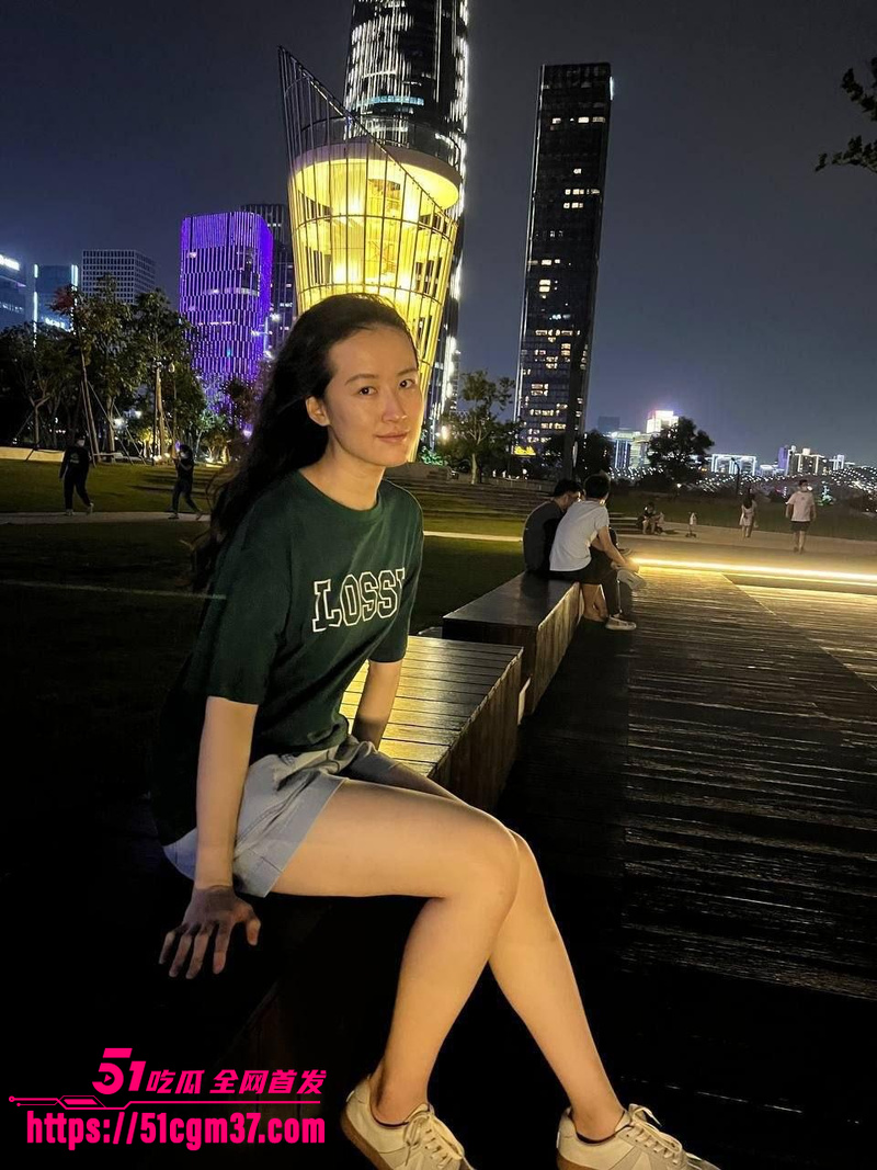 素人少妇 陈小漠 性爱视频 被男友掐脖无套狠操浪穴 发情求种的抖M母狗！