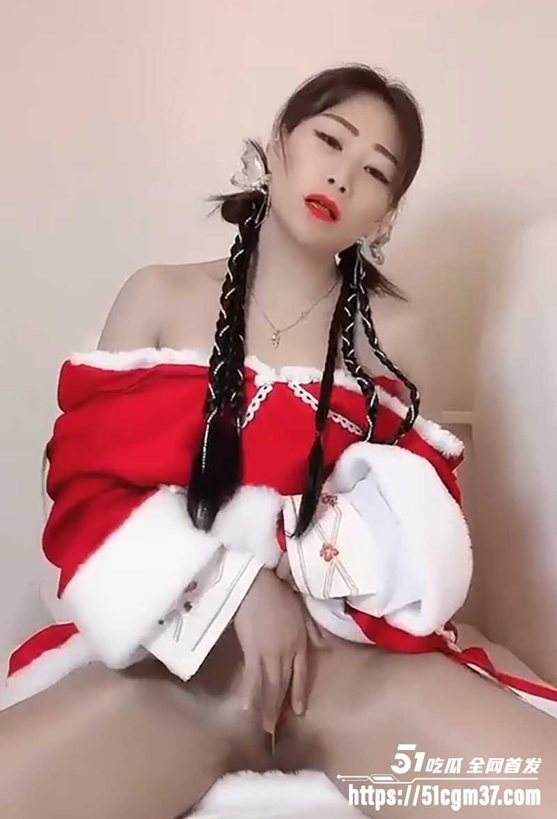 快手少妇 辣菇凉三姐 骚拍福利 真空玩假屌磨穴自慰 足交淫舞花样繁多