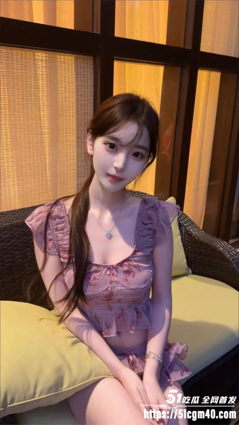 长沙纹身哥约炮厦门鲍鱼妹 肥美蜜穴顶跨展示 3P体验高潮迭起