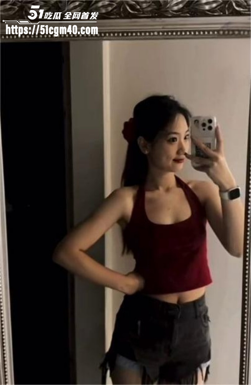 菏泽御姐 瑜婷婷 淫荡私拍曝光 撅臀露穴任由男友蹂躏 后入打桩浪叫淫靡不堪