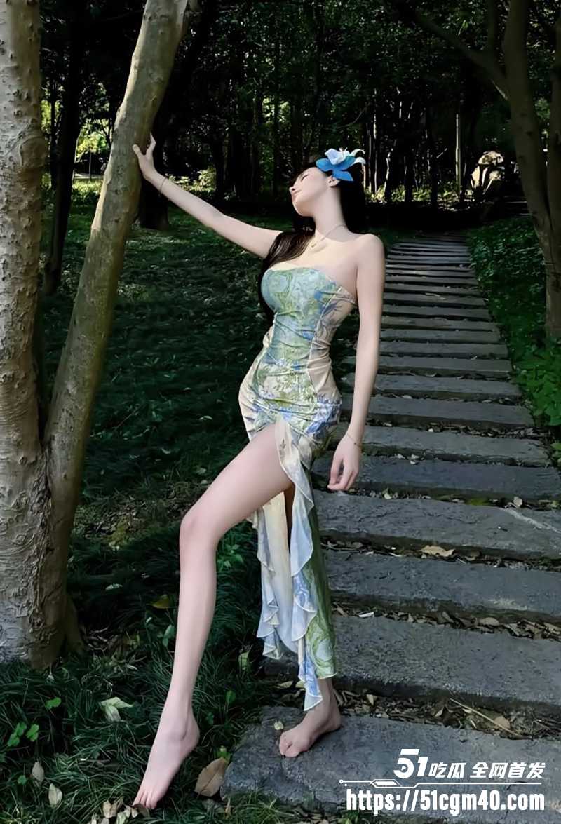 175巨乳御姐 Sam老师 私定泄露 扮女仆跪舔口爆 镜前甩奶被猛操