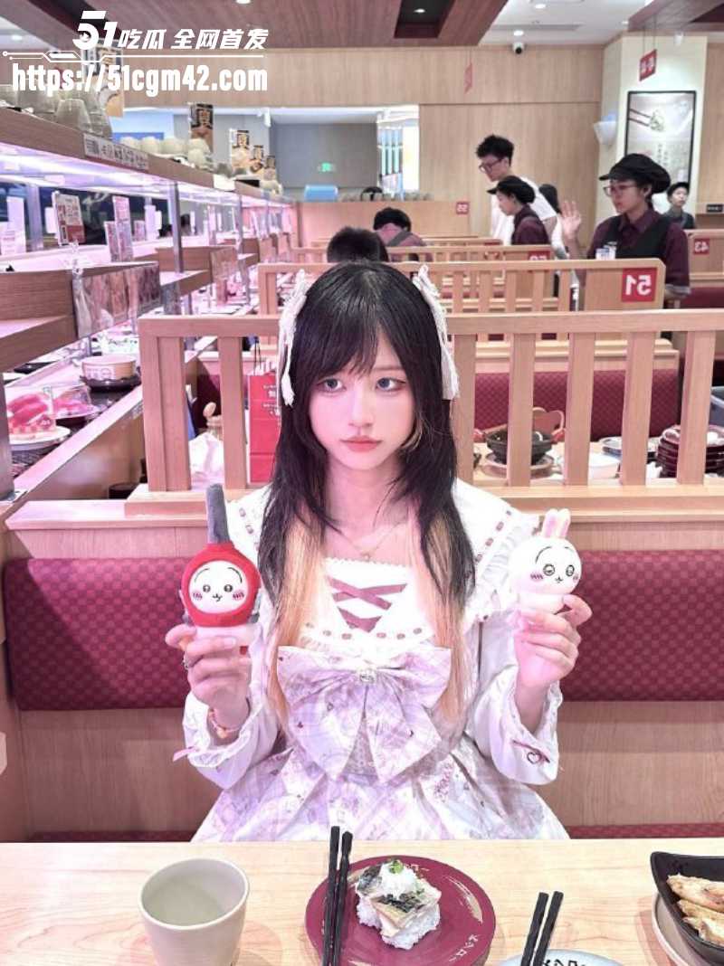 四川反差萝莉 赵华 性爱私拍 被金主包养献祭娇躯 蜜穴被肆意玩弄 全程露脸！