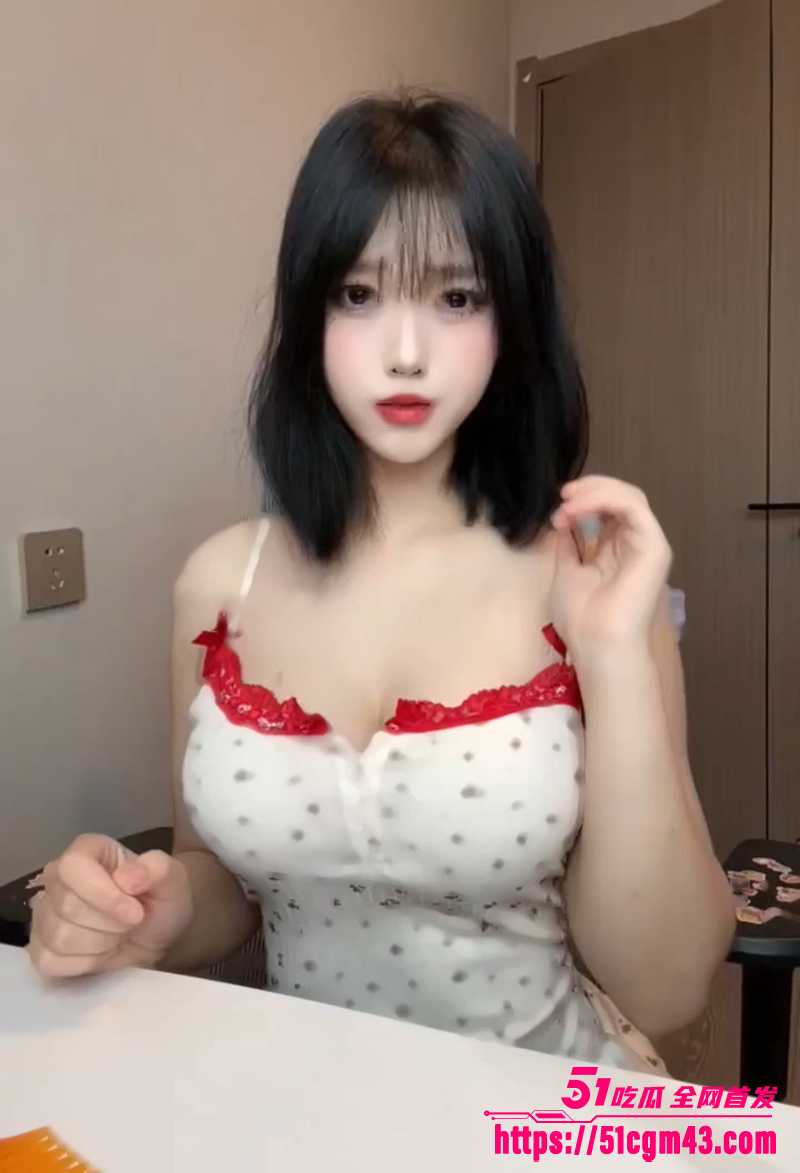 绝美尤物 琳铛 化身人间春药 阿黑颜抖奶大跳骚舞 美腿巨乳撩人硬爆
