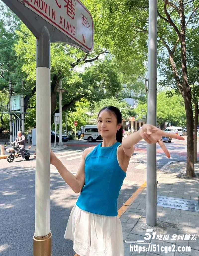 冬奥冠军 苏翊鸣 与朱易分手无缝链接 秒换对象上海白富美周子玄 性爱视频被扒出！